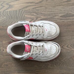 Nike Kids Sneakers - White and Pink